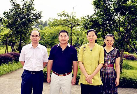 花都區工商聯黨組書記王慧濤一行蒞臨我校視察指導