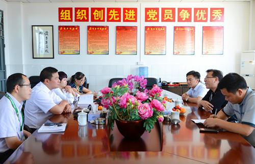 佛山高明區技工學校朱新業校長一行蒞臨我校參觀交流