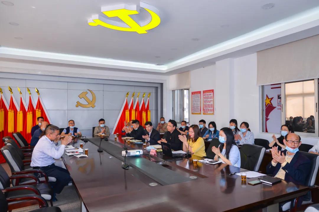 我校升學部姚秀清老師受邀赴獅嶺鎮機關黨支部授課講座