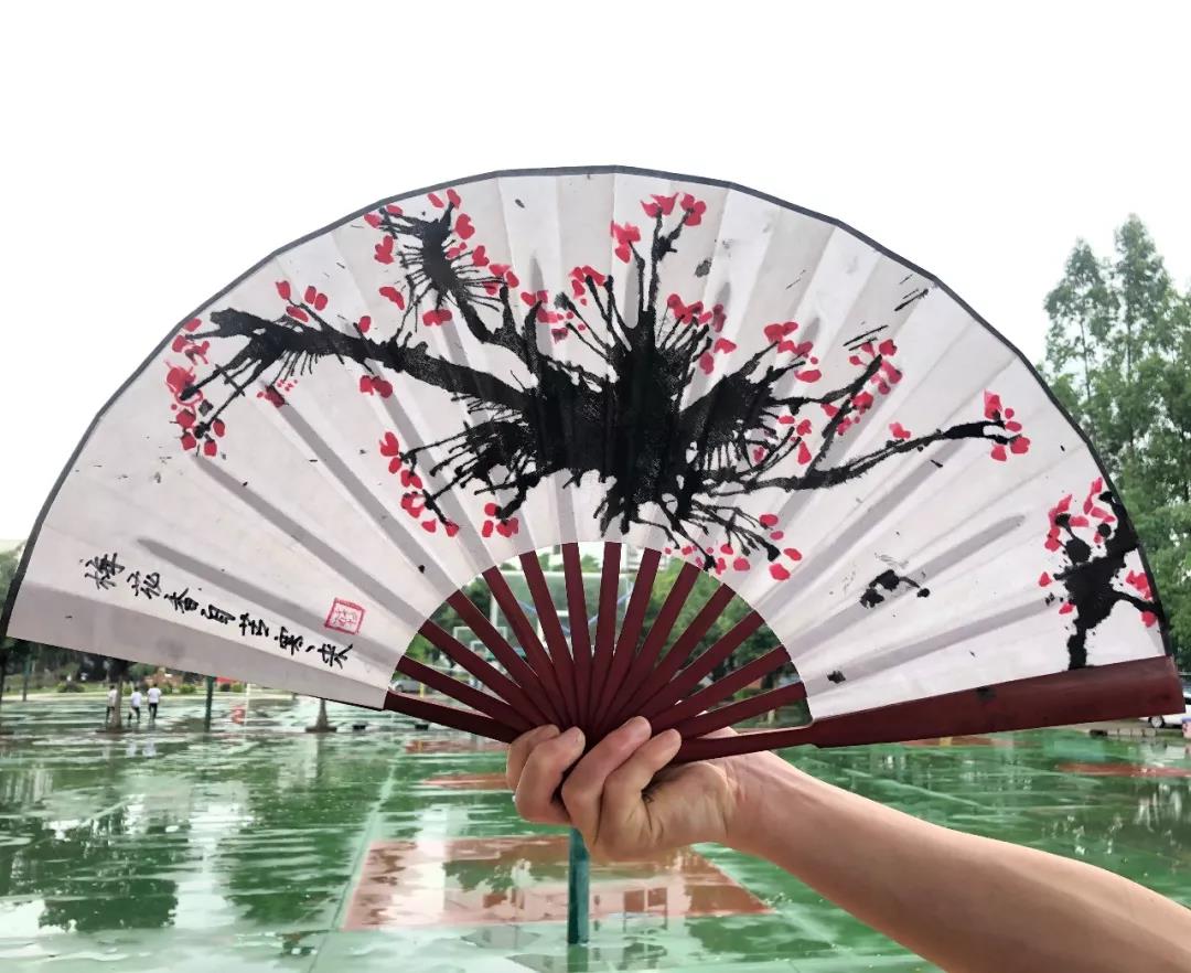心理健康活動月之雨中扇畫大作戰